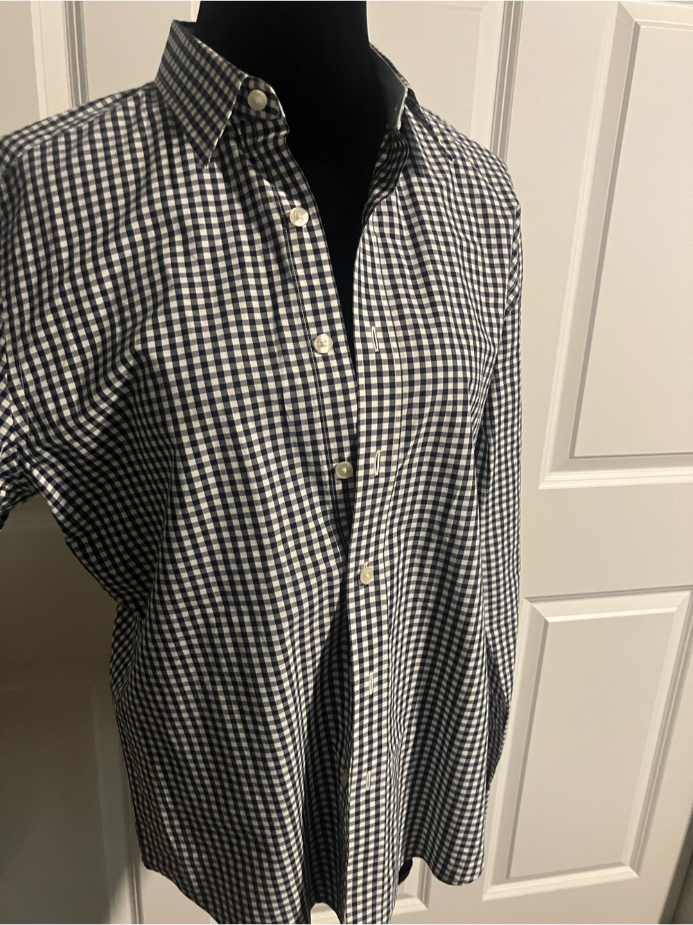 UNTUCKit Men’s Slim Fit Navy and White Gingham Button-Down Shirt